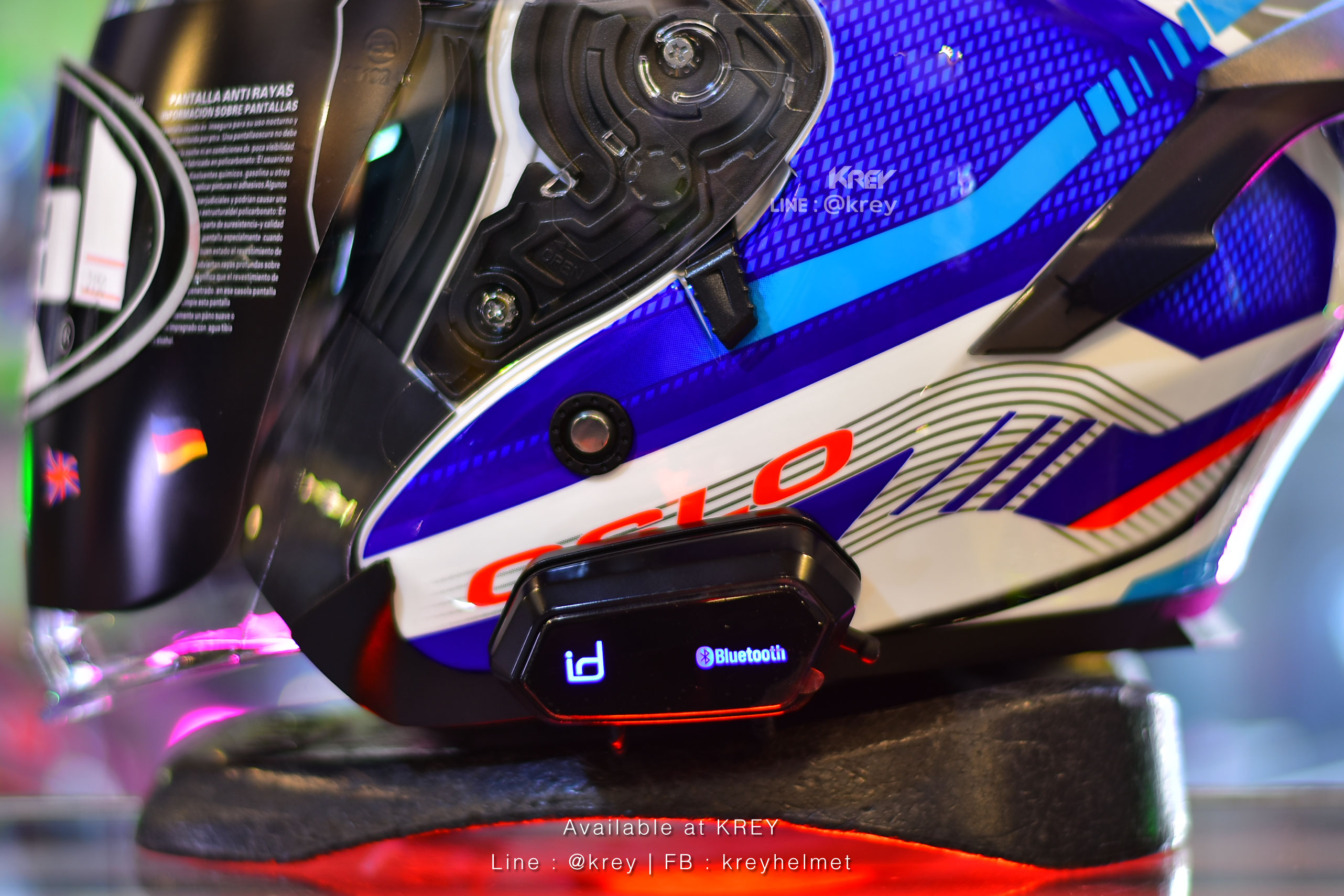 Real model OSLO Magma White Blue