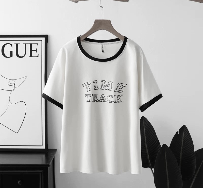 P37911 เสื้อแฟชั่นทรงปล่อย ผ้ายืดเนื้อดี สกรีนลาย 2 สี ขาว กรมท่า