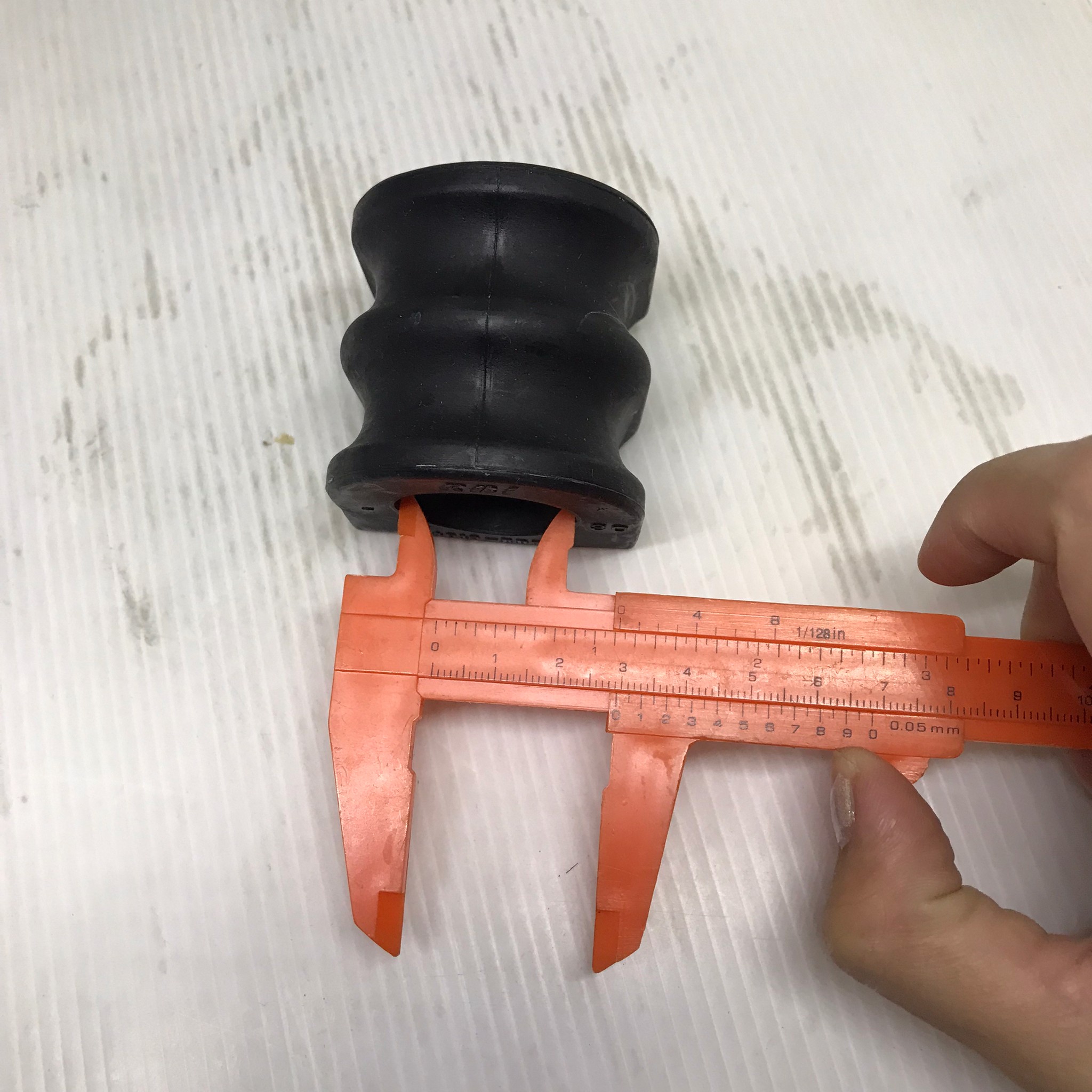 ลูกยางกันโคลง ตัวหน้า NISSAN NAVARA D40T นิสสัน นาวาร่า / รูใน 29 มิล / เบอร์ 54613-EB70B / N21NR21F / RBI stabilizer shaft rubber (1 ตัว)