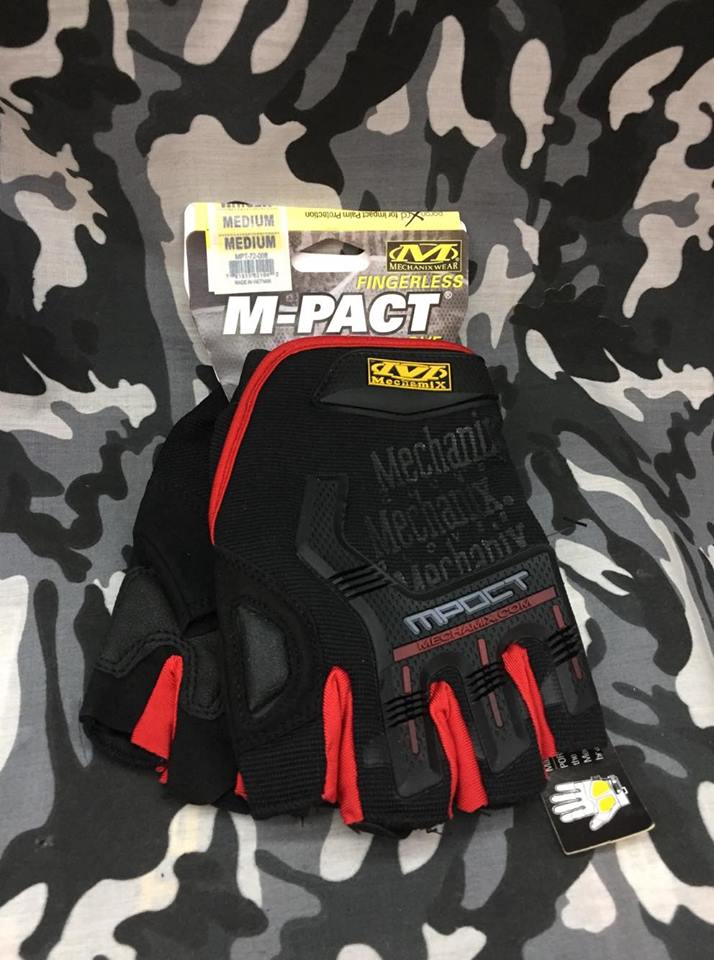 ถุงมือครึ่งนิ้ว สีแดง M MECHANIX