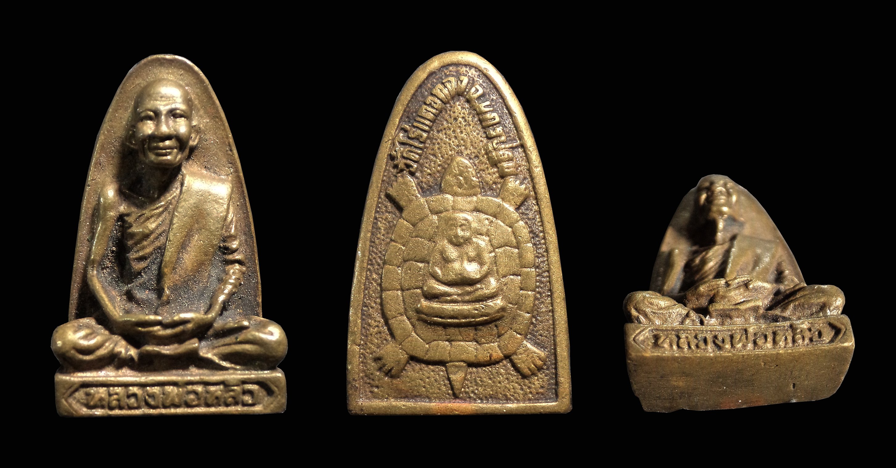 รูปหล่อหลังเตารีดใหญ่ หลวงพ่อหลิว วัดไร่แตงทอง จ.นครปฐม