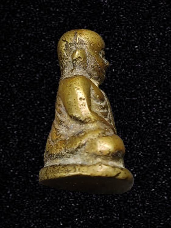 รูปหล่อหลวงพ่อเงิน วัดบางคลาน จ.พิจิตร ปี 2528 รุ่นปืนแตก เนื้อทองผสม