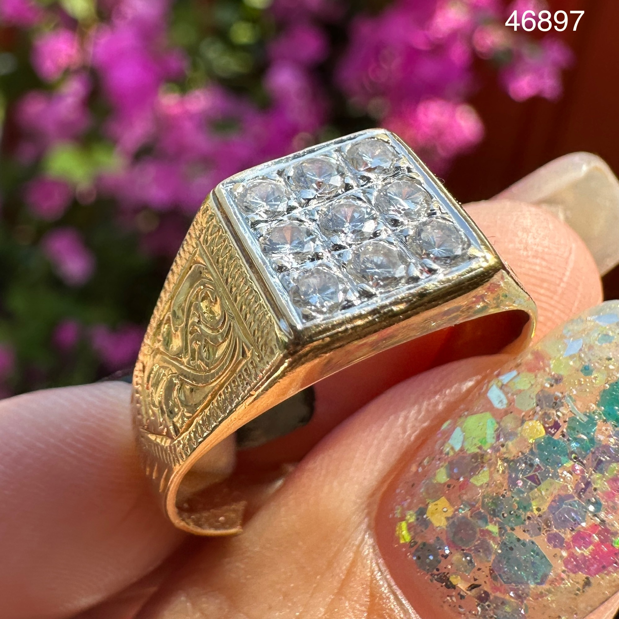 รหัส 46897 แหวน พลอยขาว ทรงสี่เหลี่ยม 9 เม็ด ทอง90 งานเก่า หลุดจำนำ สวยมาก นน. 6.46 g