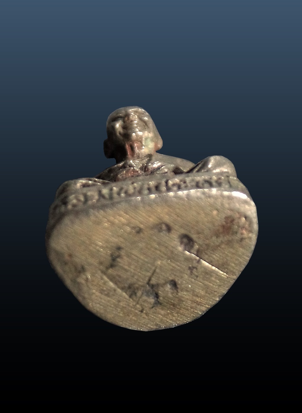 รูปหล่อหลวงพ่อประหยัด วัดคลองตัน สุพรรณบุรี เนื้อเงิน