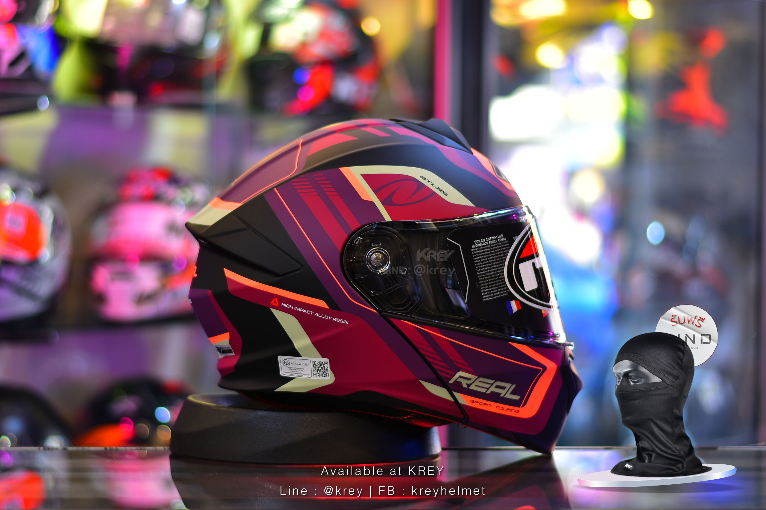 Real model Atlas Stratus Matt Black Burgundy