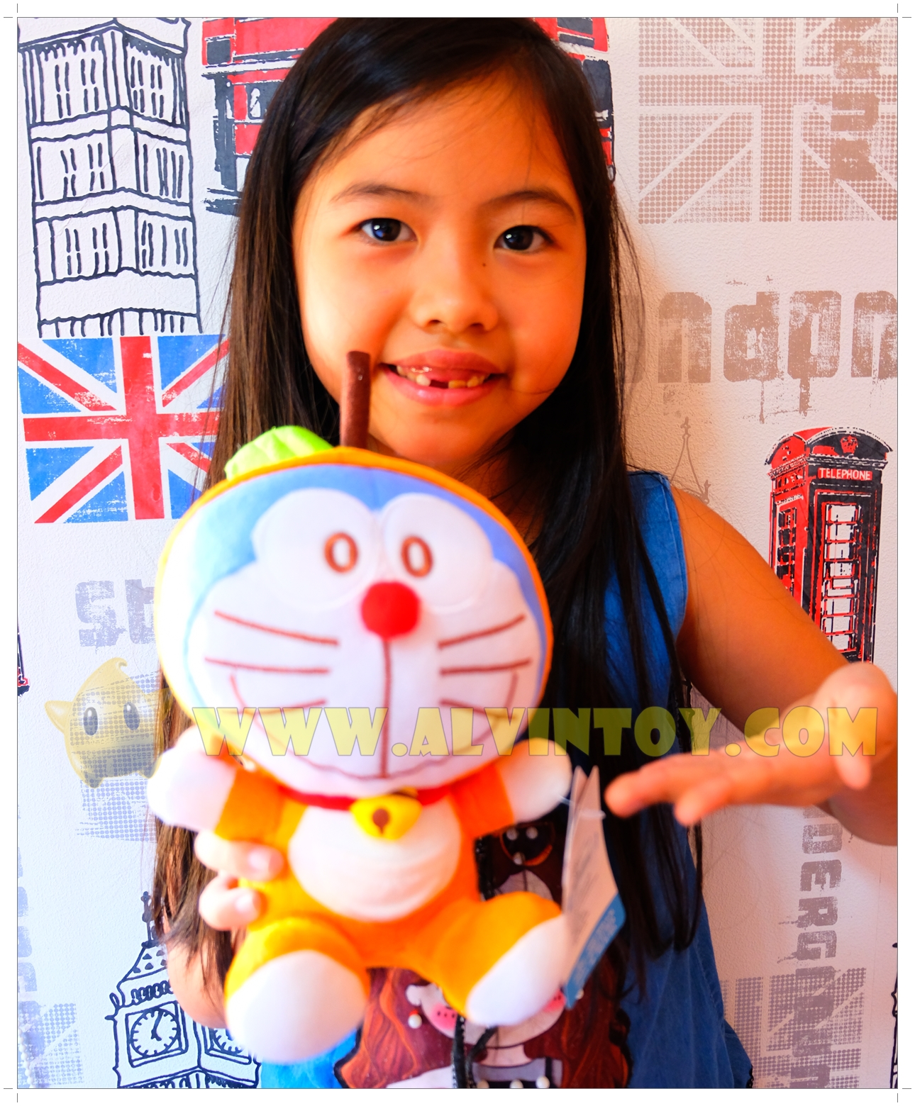 ตุ๊กตา โดราเอม่อน ชุดส้ม