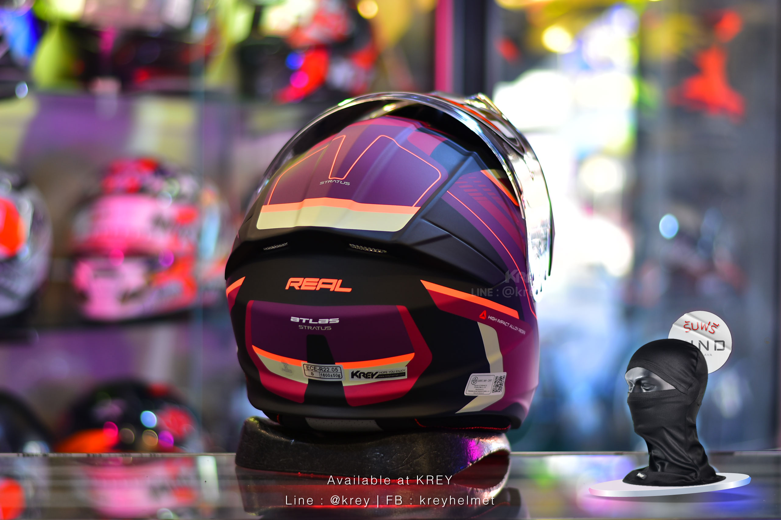 Real model Atlas Stratus Matt Black Burgundy