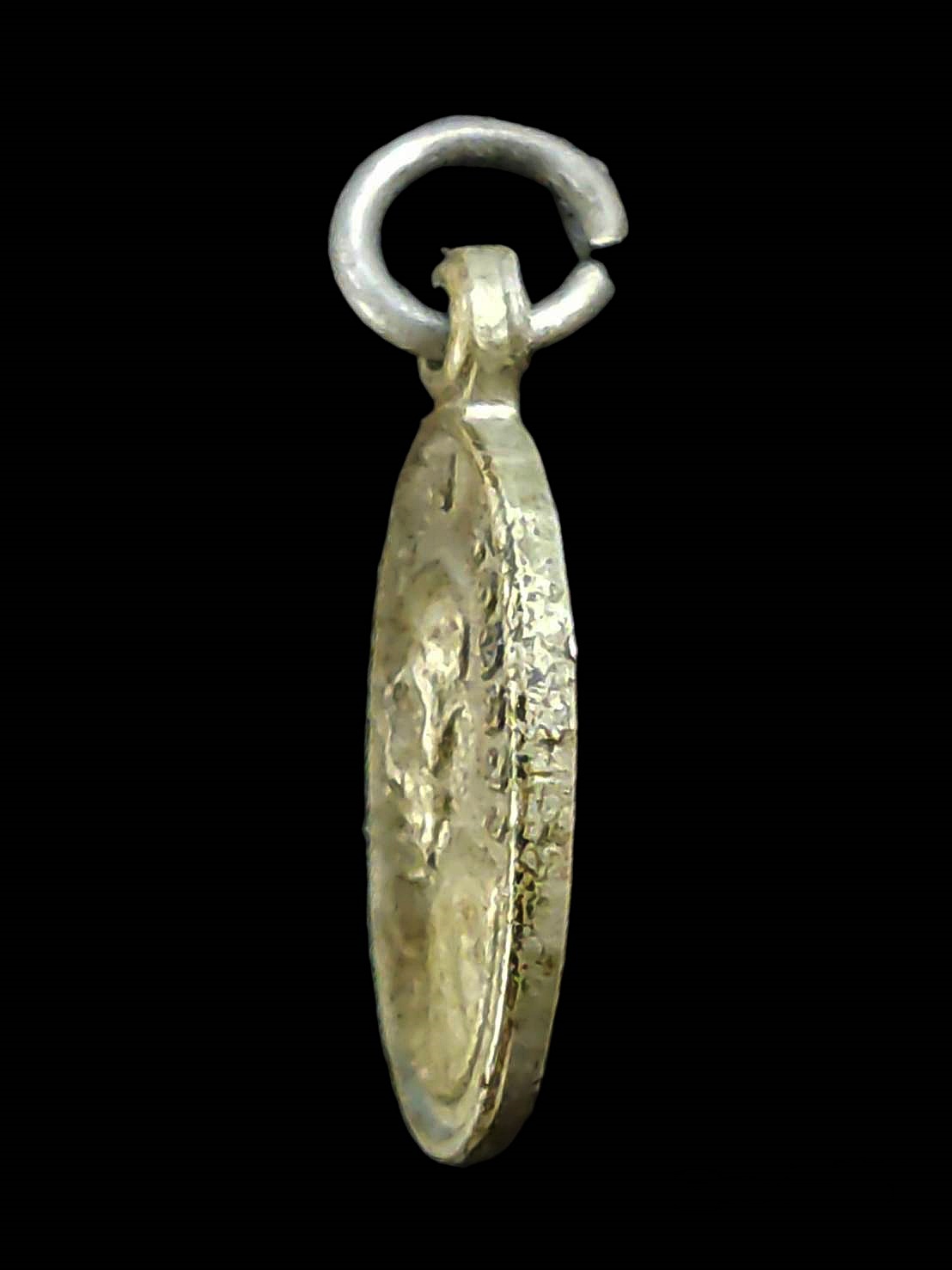 เหรียญเม็ดแตง หลวงพ่อแช่ม วัดฉลอง จ.ภูเก็ต ปี2512 เนื้ออัลปาก้า