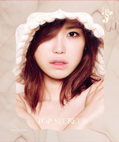 ( Pre-Order ) Jeon Hyosung 1st Single Album Top Secret ( Limited Edition ) ( CD + DVD + Photobook + Mini Poster Onpack + Photocard Random + Poster )