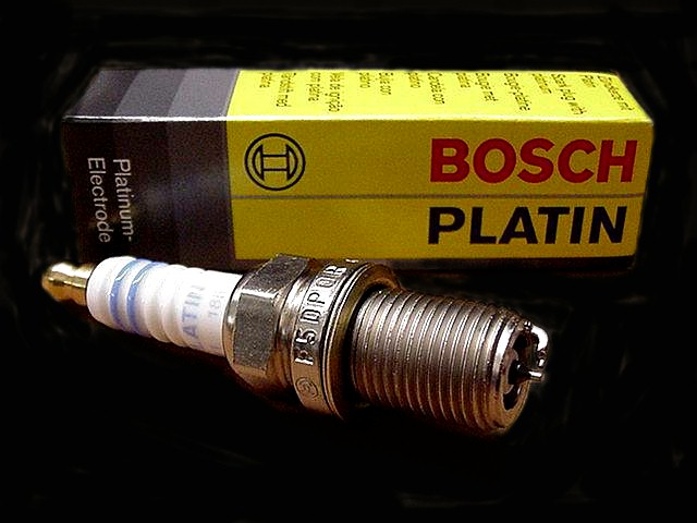 หัวเทียน BMW E90 (318i, 320d, 320i) / Spark Plug, BOSCH PLATIN