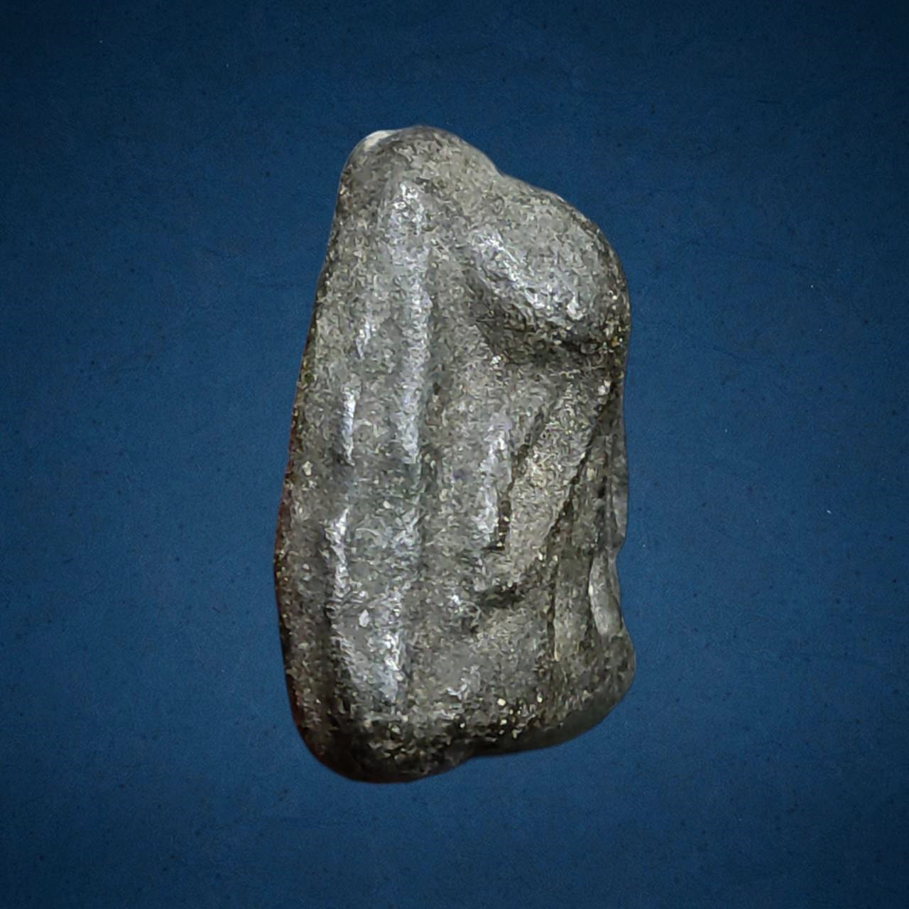 พระปิดตาพ่อท่านเขียว วัดหรงบน นครศรีธรรมราช ผงผสมว่าน รุ่นแรก ปี 2510