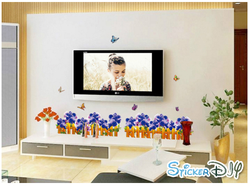 Transparent Wall Sticker สติ๊กเกอร์ติดผนัง รั้วดอกไม้บานสีน้ำเงินอมม่วง (กว้าง136cm.xสูง35cm.)
