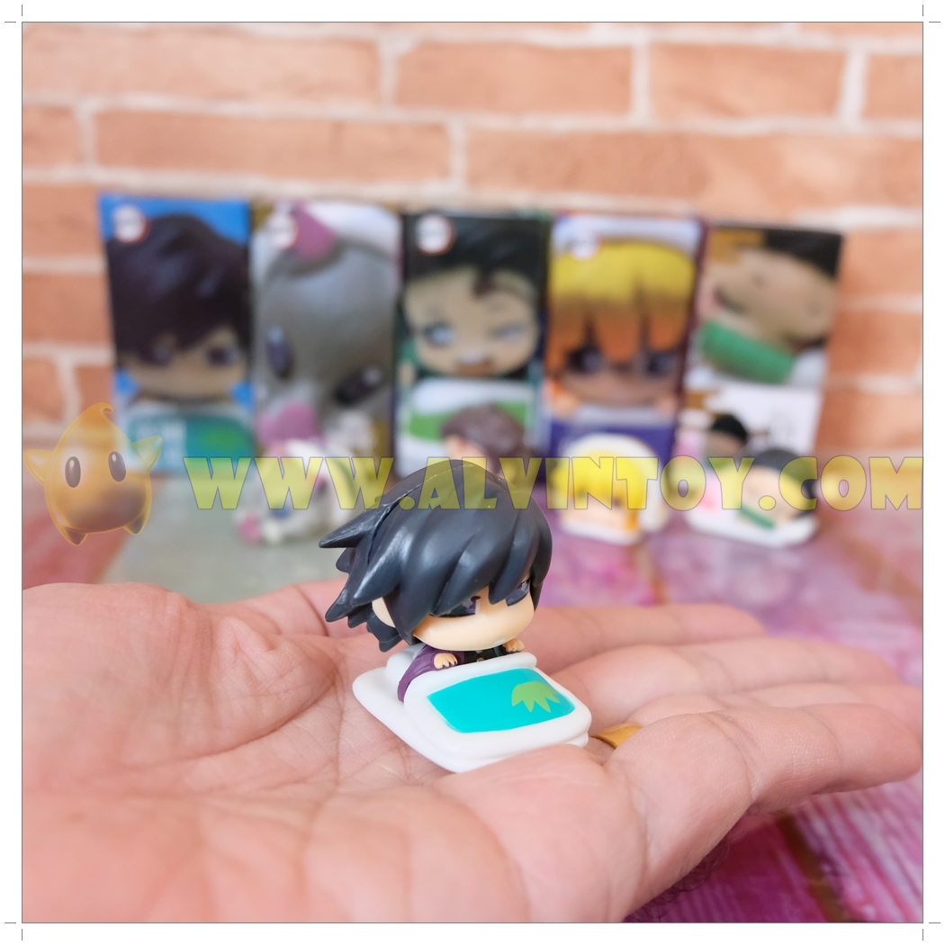 Action Figure Kimetsu no Yaiba โมเดลดาบพิฆาตอสูร เซ็ต 5 ตัว ขนาดความสูง 5 ซม. พร้อมกล่องทุกตัว งานสวย