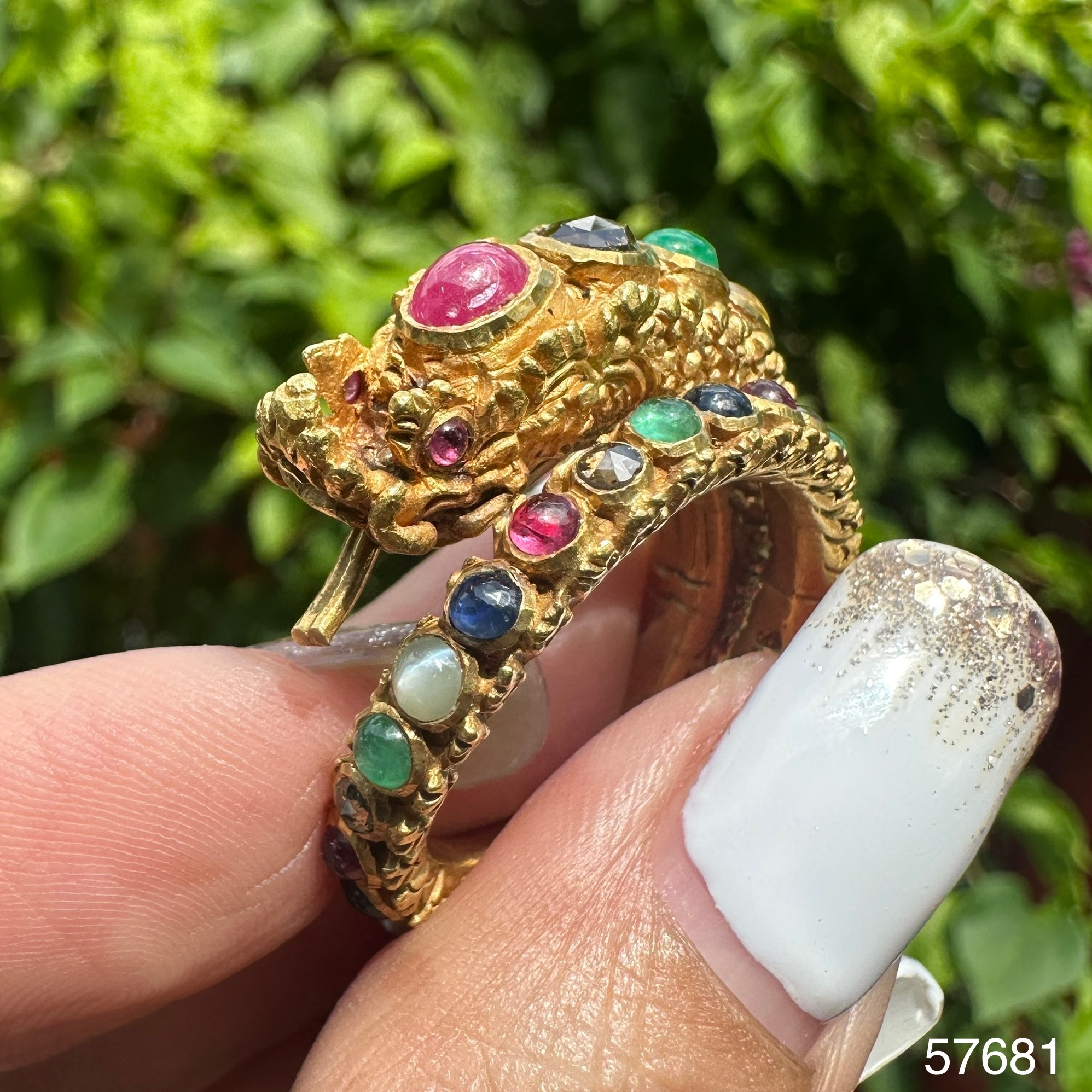 รหัส 57681 แหวน พญานาค นพเก้า ฝังเพชรซีกลูกโลก ทอง95 งานสวยมาก นน. 23.27 g