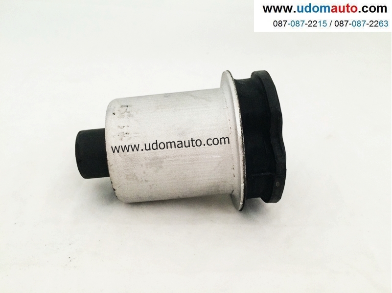 บู๊ชคานล้อหลัง VW PASSAT / 8D0501541D