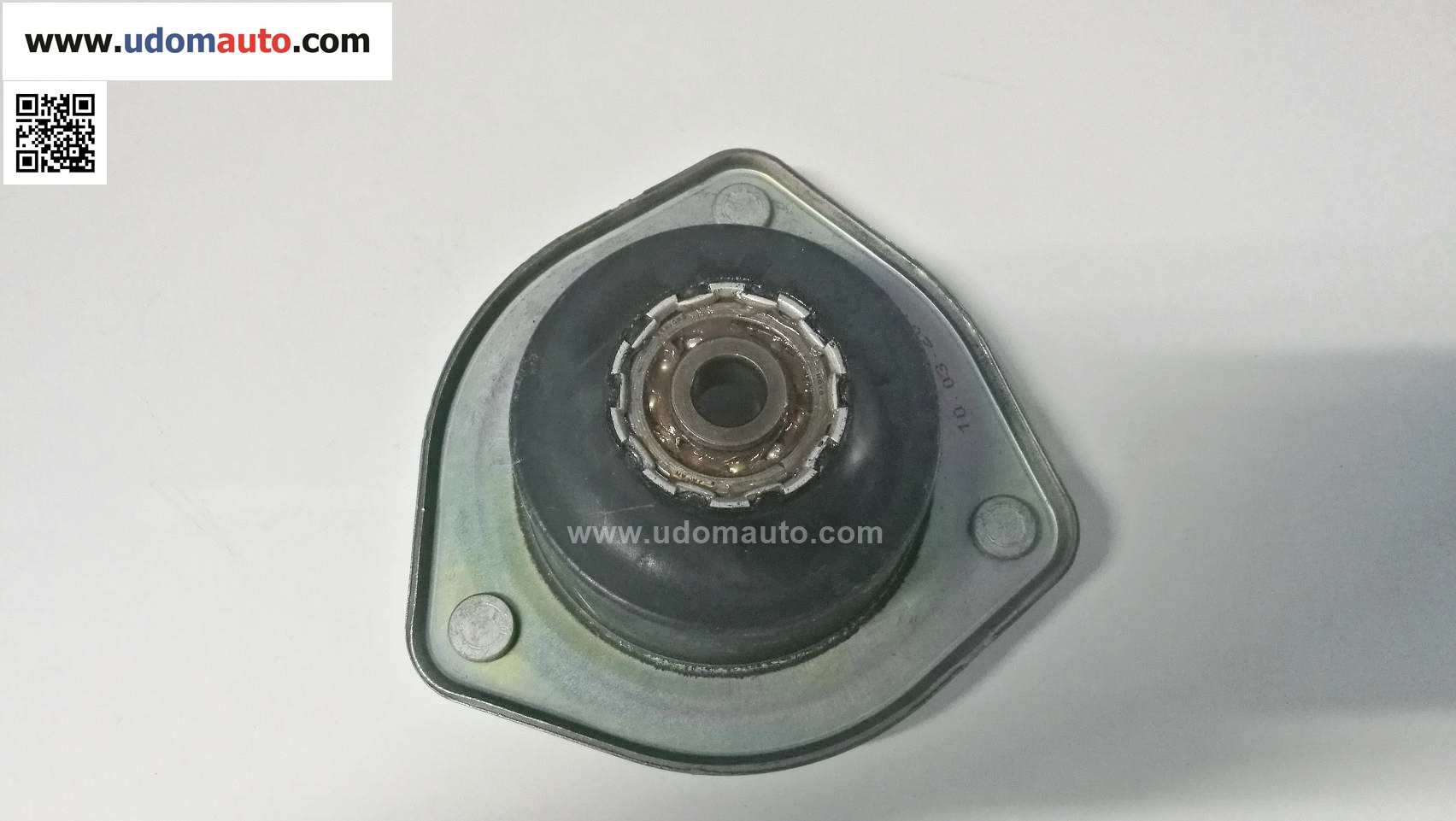 ยางรองเบ้าโช๊คอัพหน้า R56-59, R60, R61 (รูปจริง) / Shock Mount, 6772749