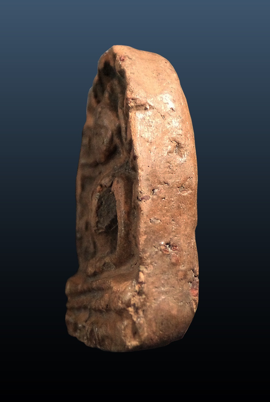 พระซุ้มกอ พิมพ์ใหญ่ มีกนก กำแพงเพชร