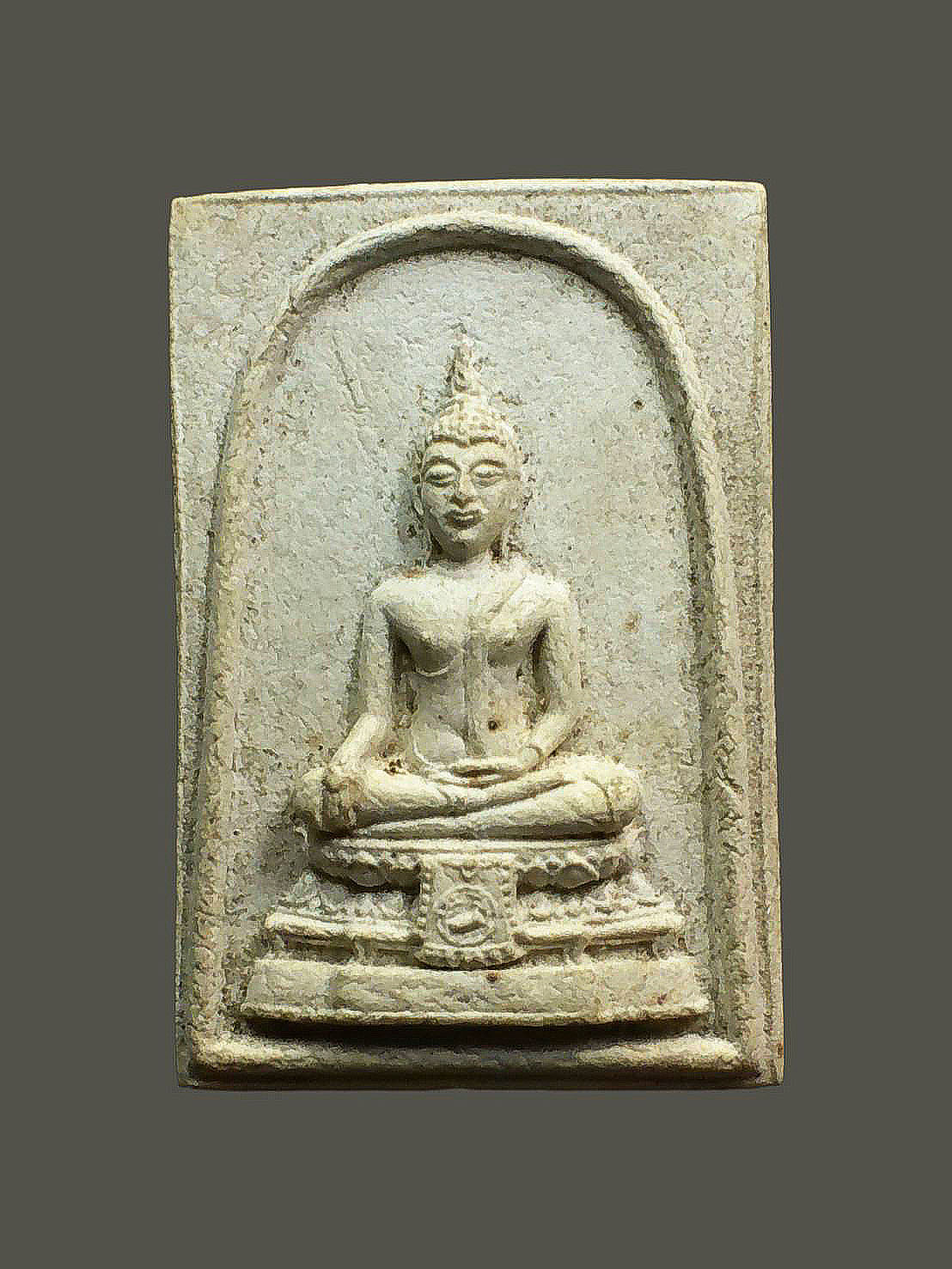 พระสมเด็จ วัดพระแท่นดงรัง กาญจนบุรี ปี 2515 เนื้อผง
