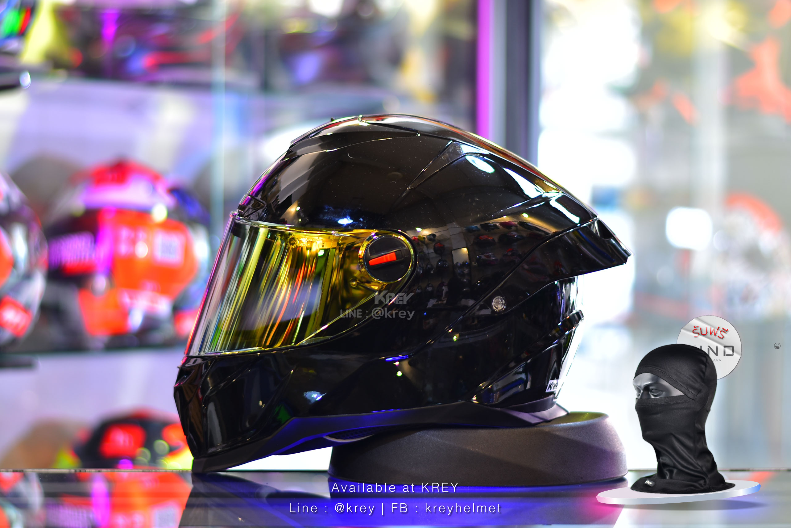 Random model CZR-BT Super Glossy Black