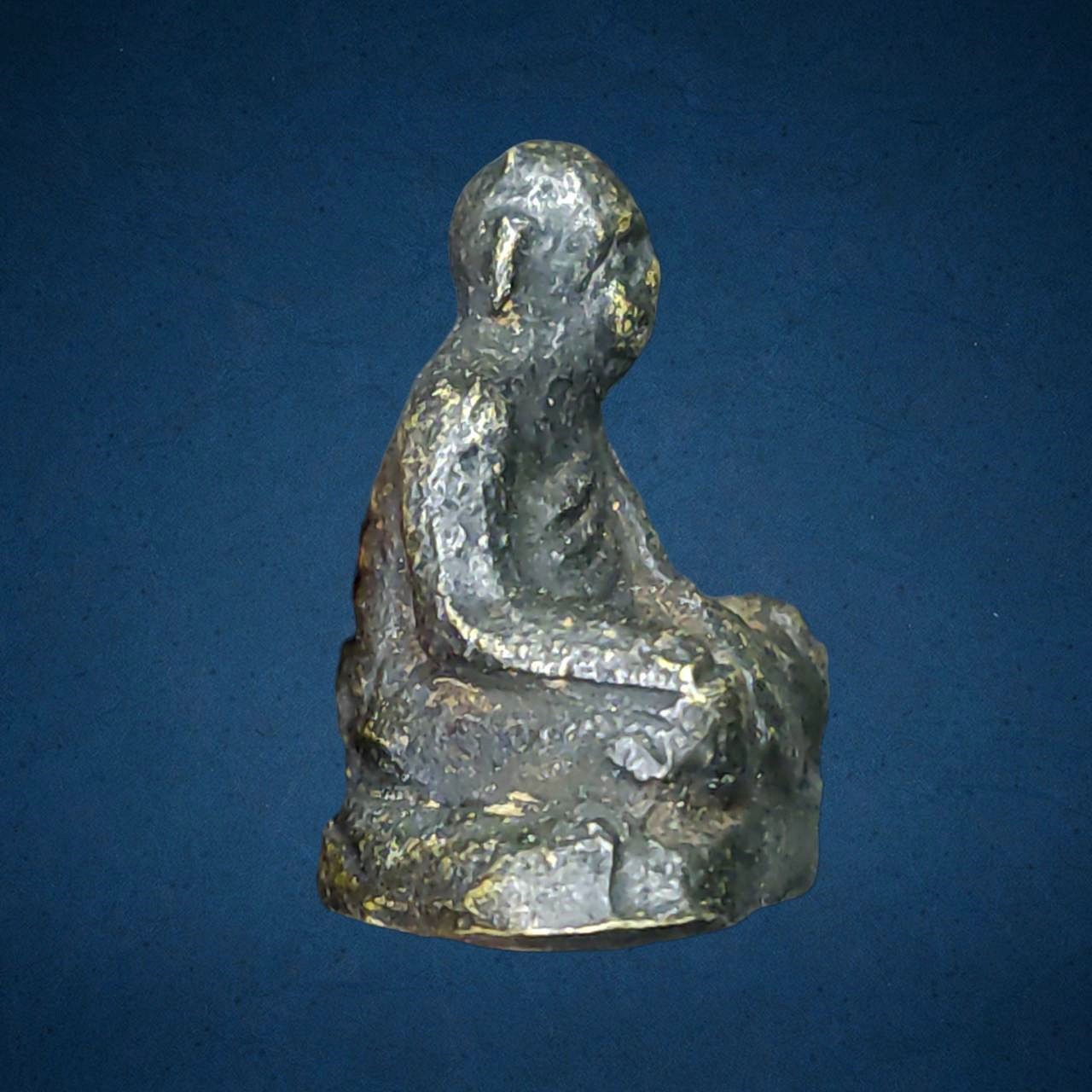 รูปหล่อโบราณรุ่นแรก หลวงพ่อไป๋ วัดท่าหลวง พิจิตร ปี2500 หายาก