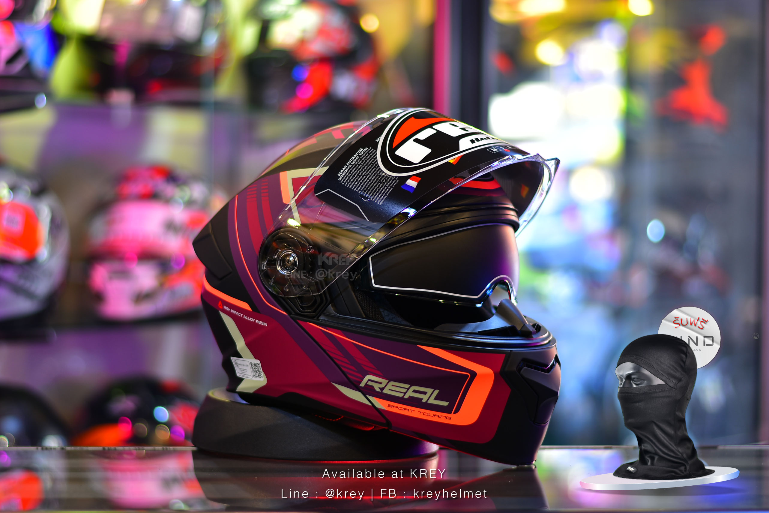 Real model Atlas Stratus Matt Black Burgundy