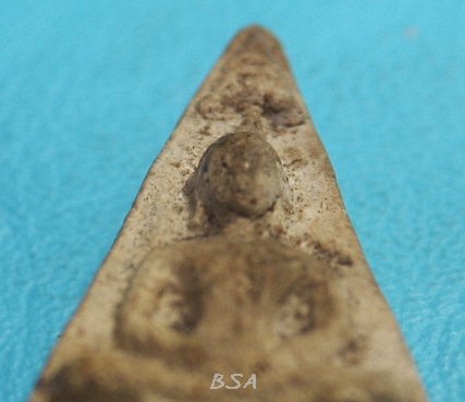 พระพุทธ เนื้อผงเก่า เนื้อพุทธคุณ วัดทรายงาม จันทบุรี(1)