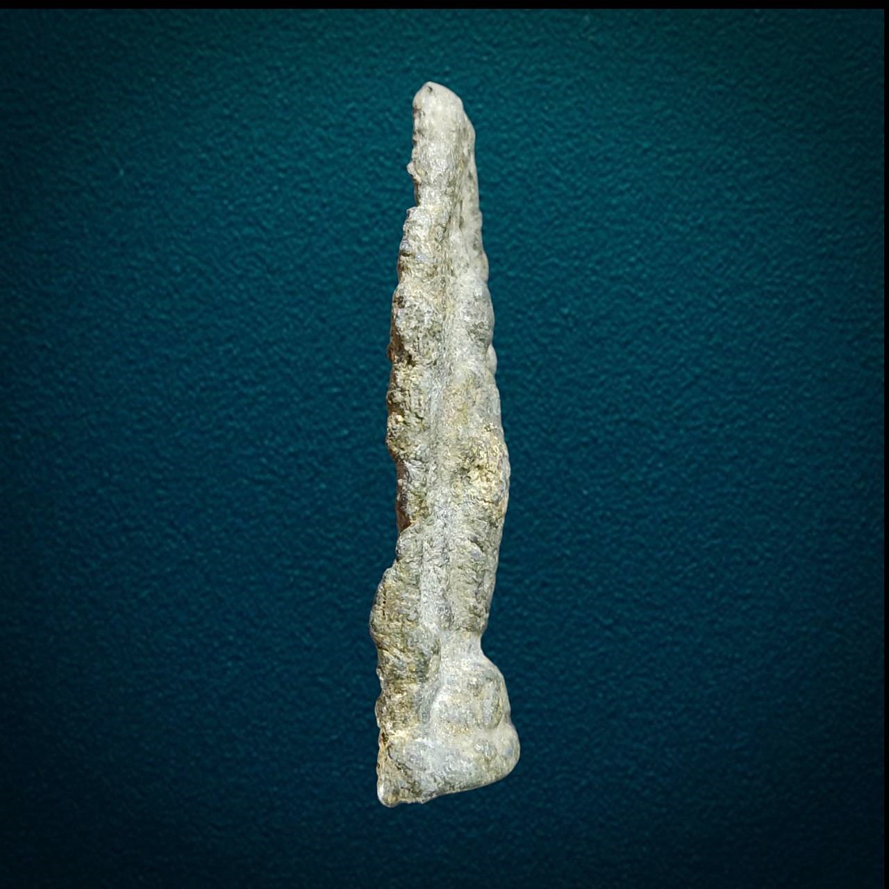 พระเนื้อชิน กรุวัดเชียงงา จ.ลพบุรี พิมพ์ปางถวายเนตร