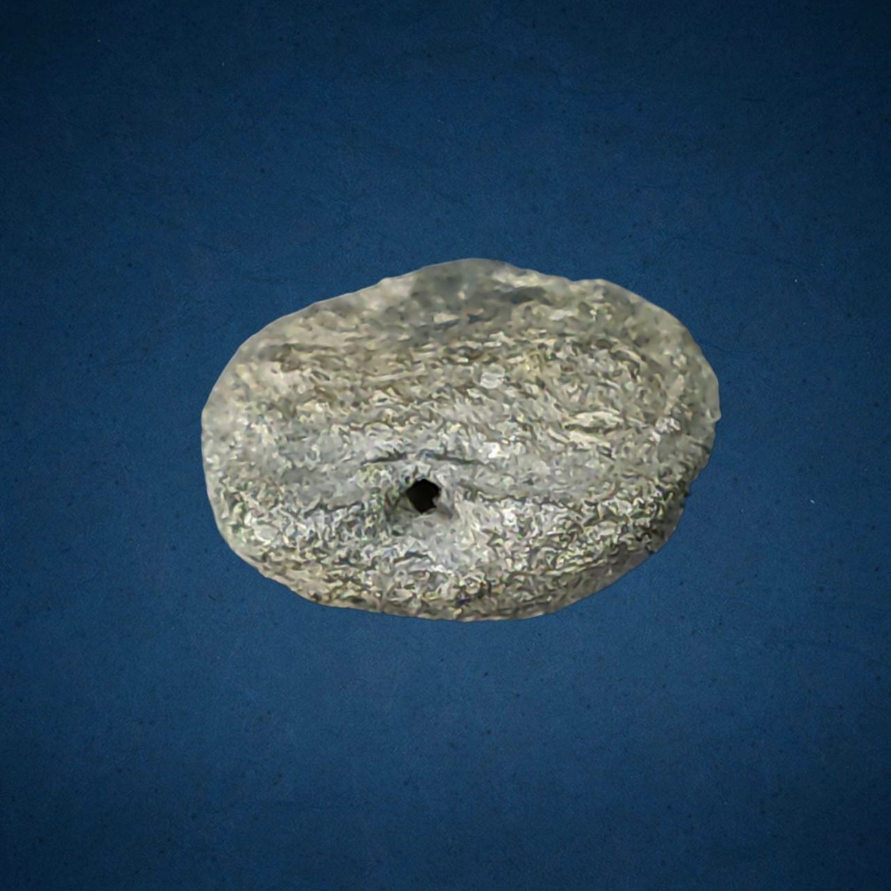 พระปิดตา เนื้อผงคลุกรัก ไม่ทราบเกจิ