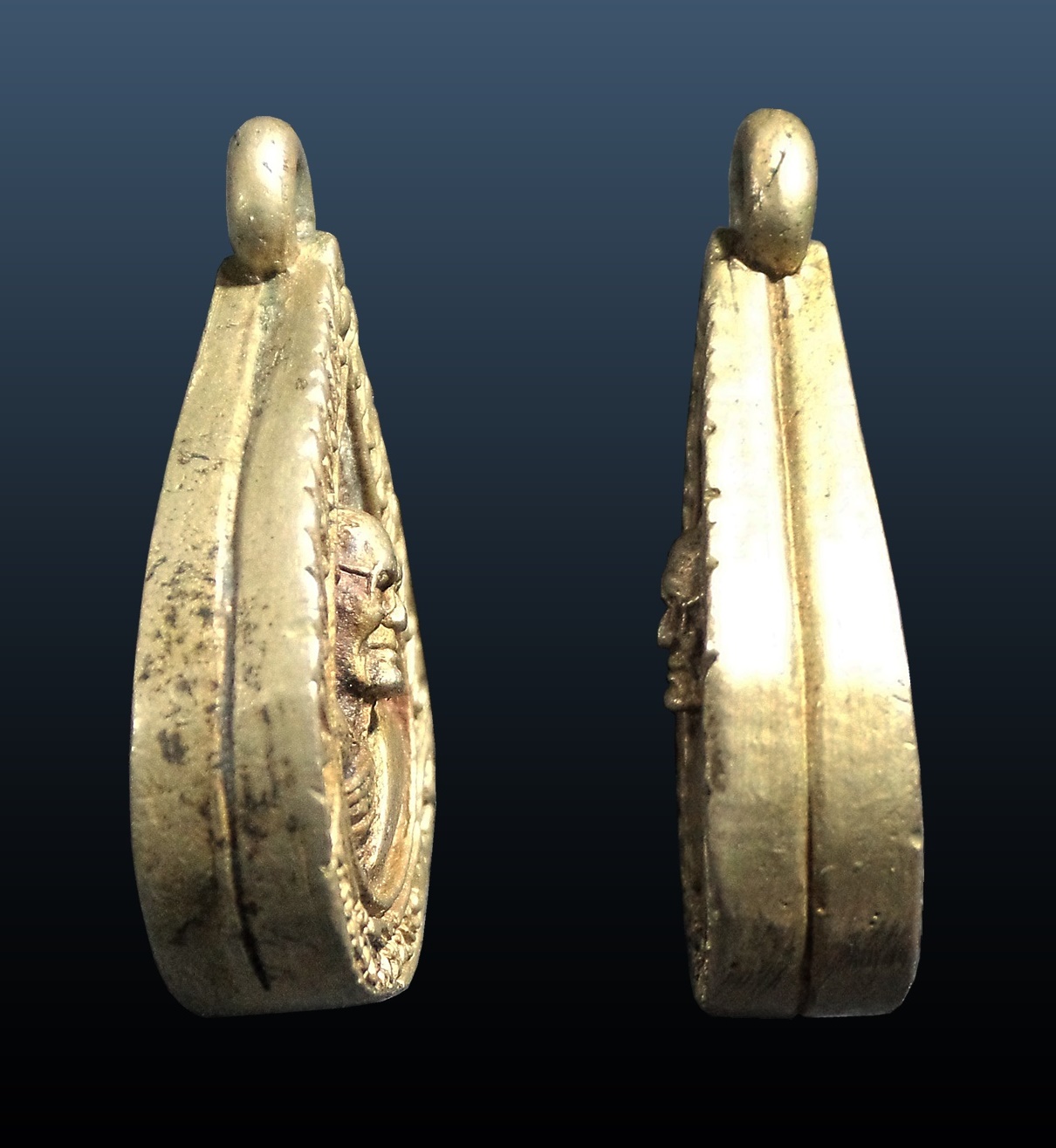 เหรียญหล่อ หลวงปู่ฮวด วัดทุ่งเศรษฐี กทม. ปี 2535