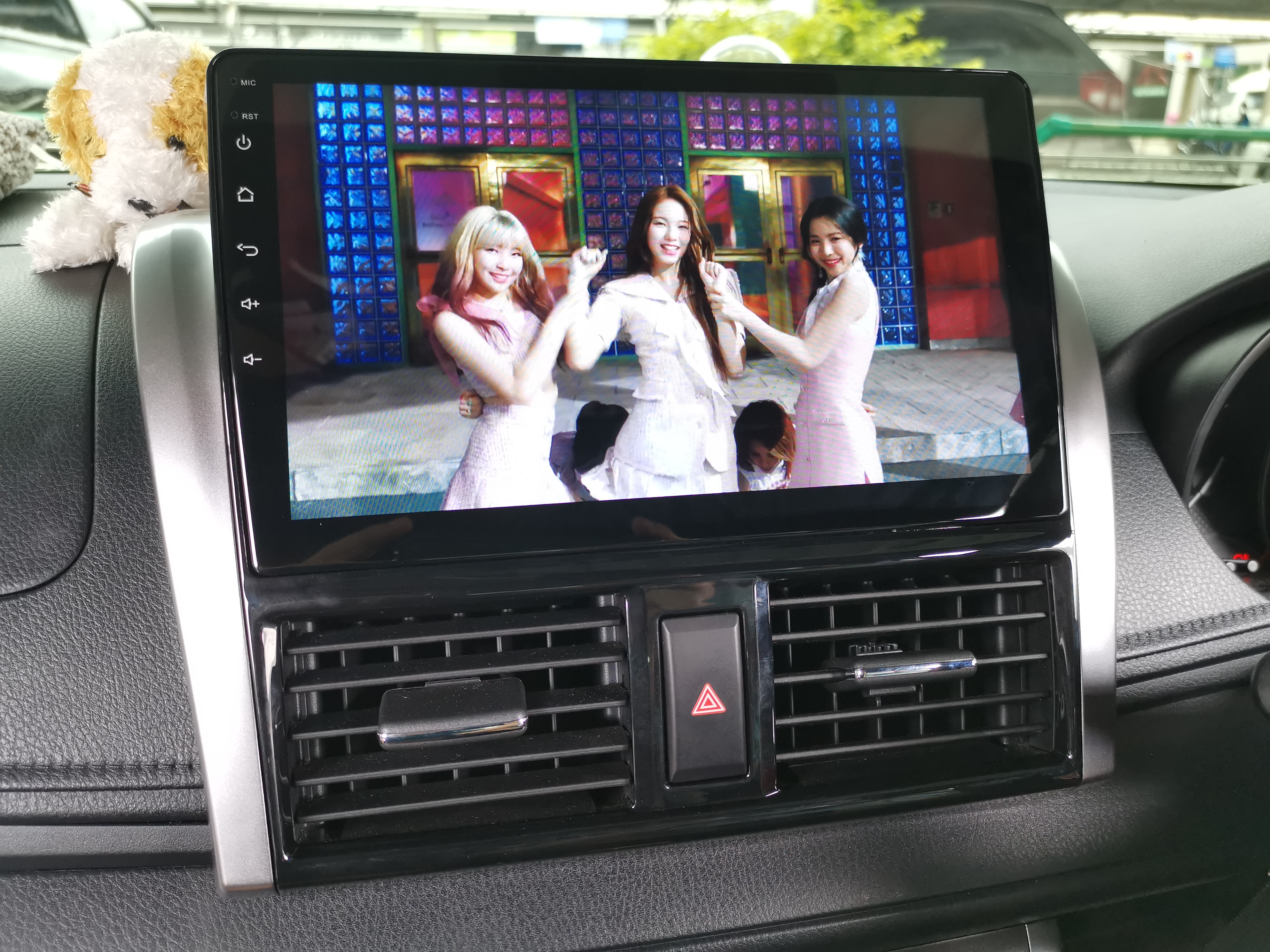 จอตรงรุ่น 10นิ้ว VIOS Gen3 และ Yaris Gen2 รุ่น T5 ค่าย ALPHA