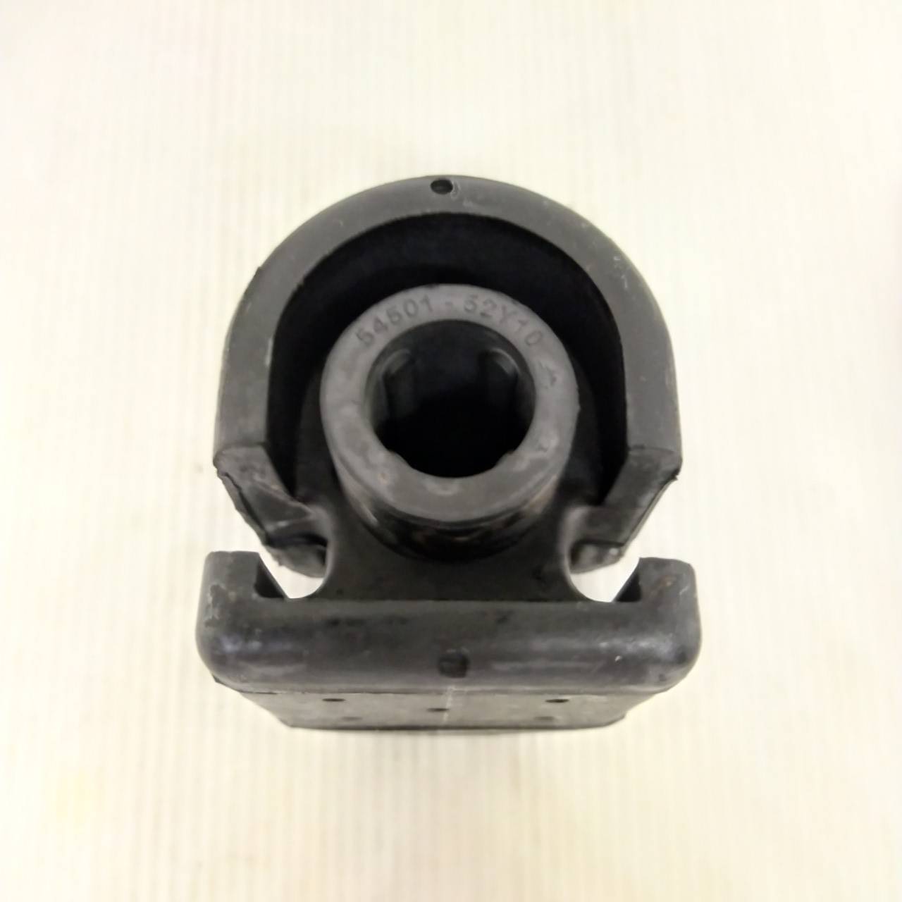 (1ตัว) บู๊ชปีกนก NISSAN ตัวล่าง ตัวใหญ่ รูเล็ก B13 / B14 / NV (ข้างขวา) ตัว ล่าง นิสสัน / LOWER / BIG ARM BUSHING ยี่ห้อ RBI / เบอร์ 54501-52Y10 / N2430WBS