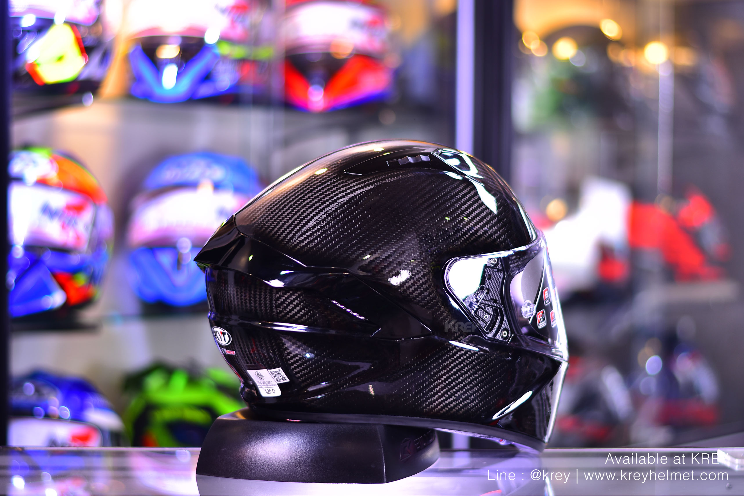 KYT model NX RACE CARBON