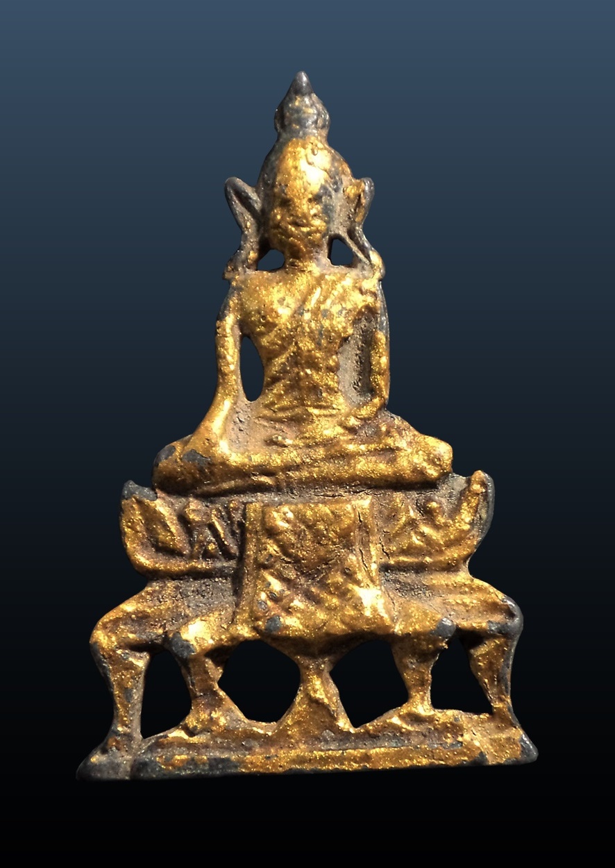 พระอู่ทองฐานผ้าทิพย์ กรุวัดสิงห์ ปทุมธานี เนื้อชิน