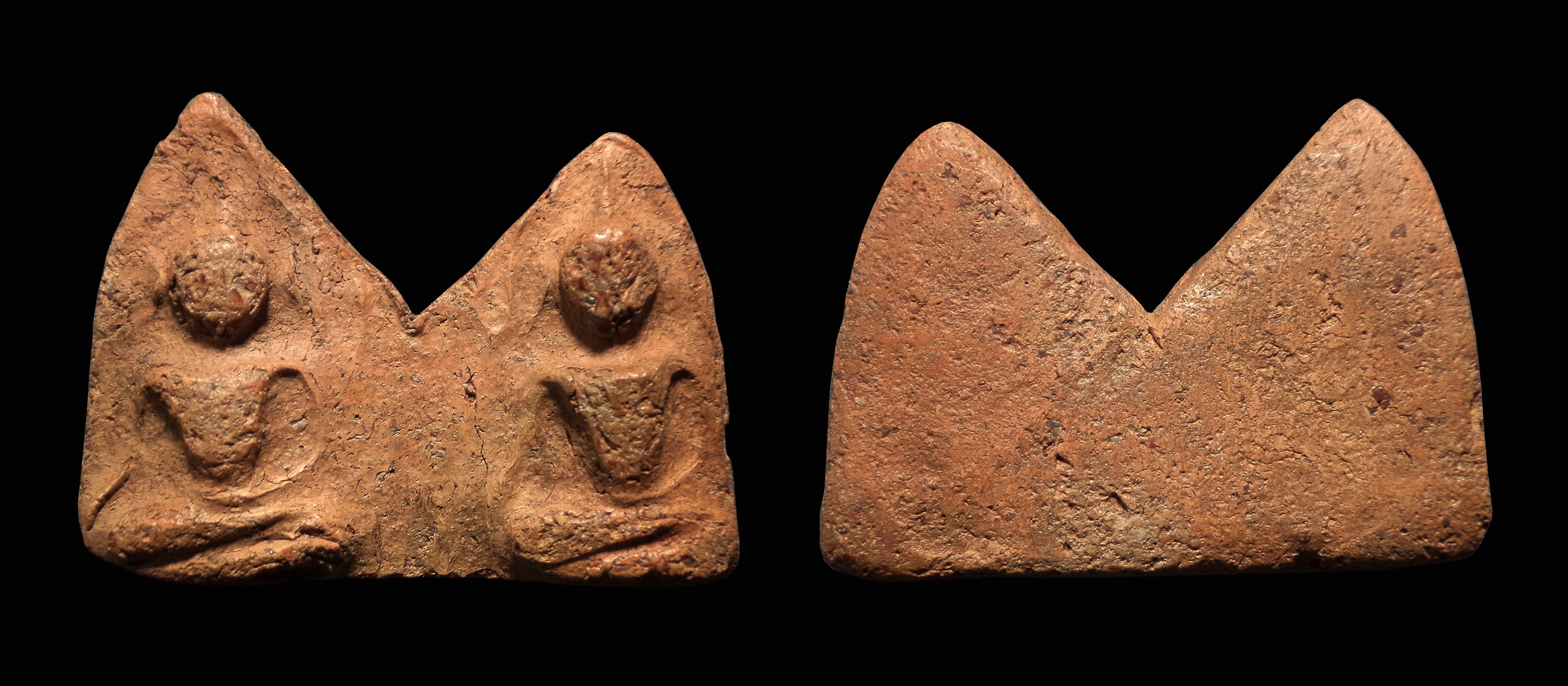 พระขุนแผนพลายคู่ เนื้อดิน ไม่ทราบที่