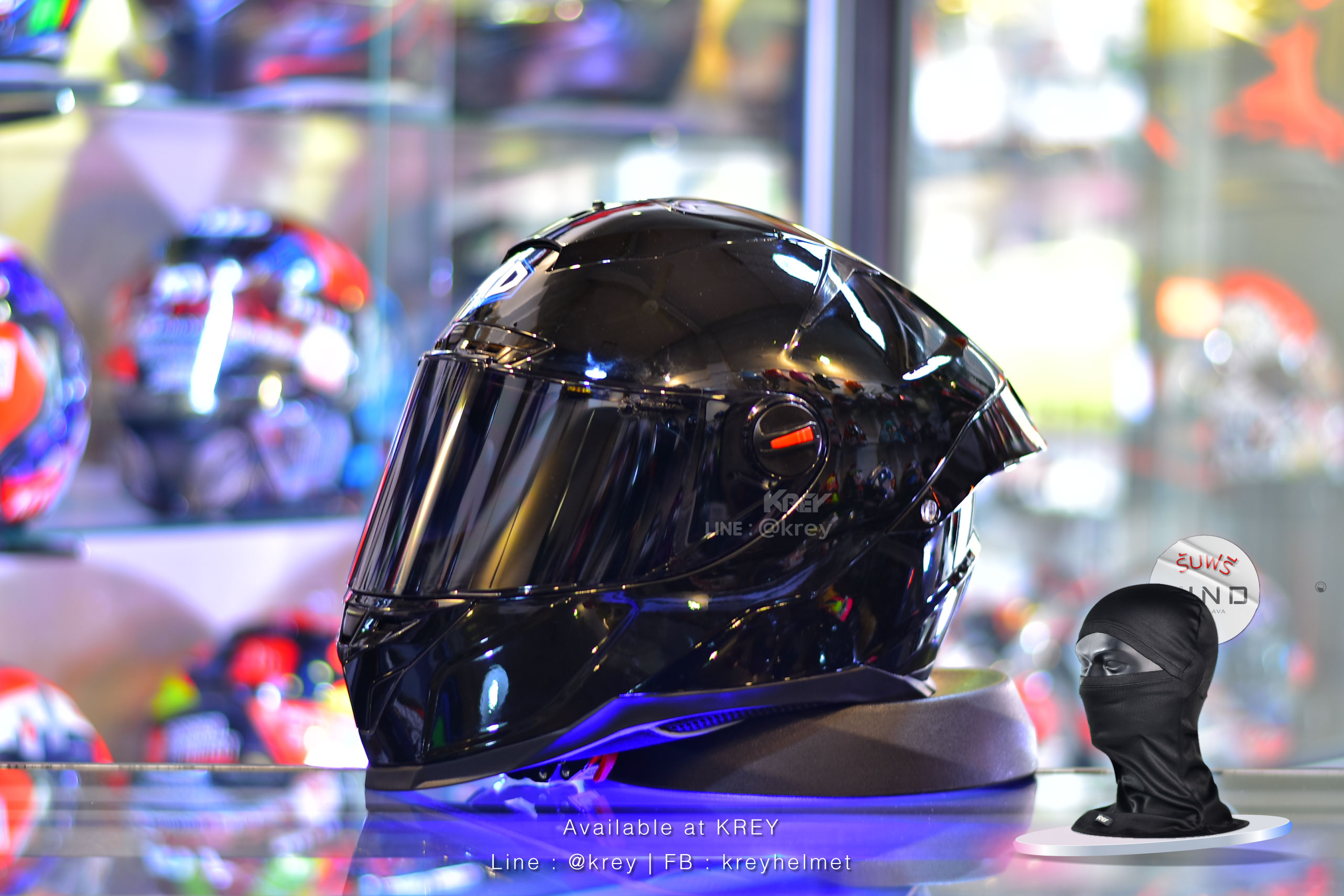 Random model CZR-BT Super Glossy Black