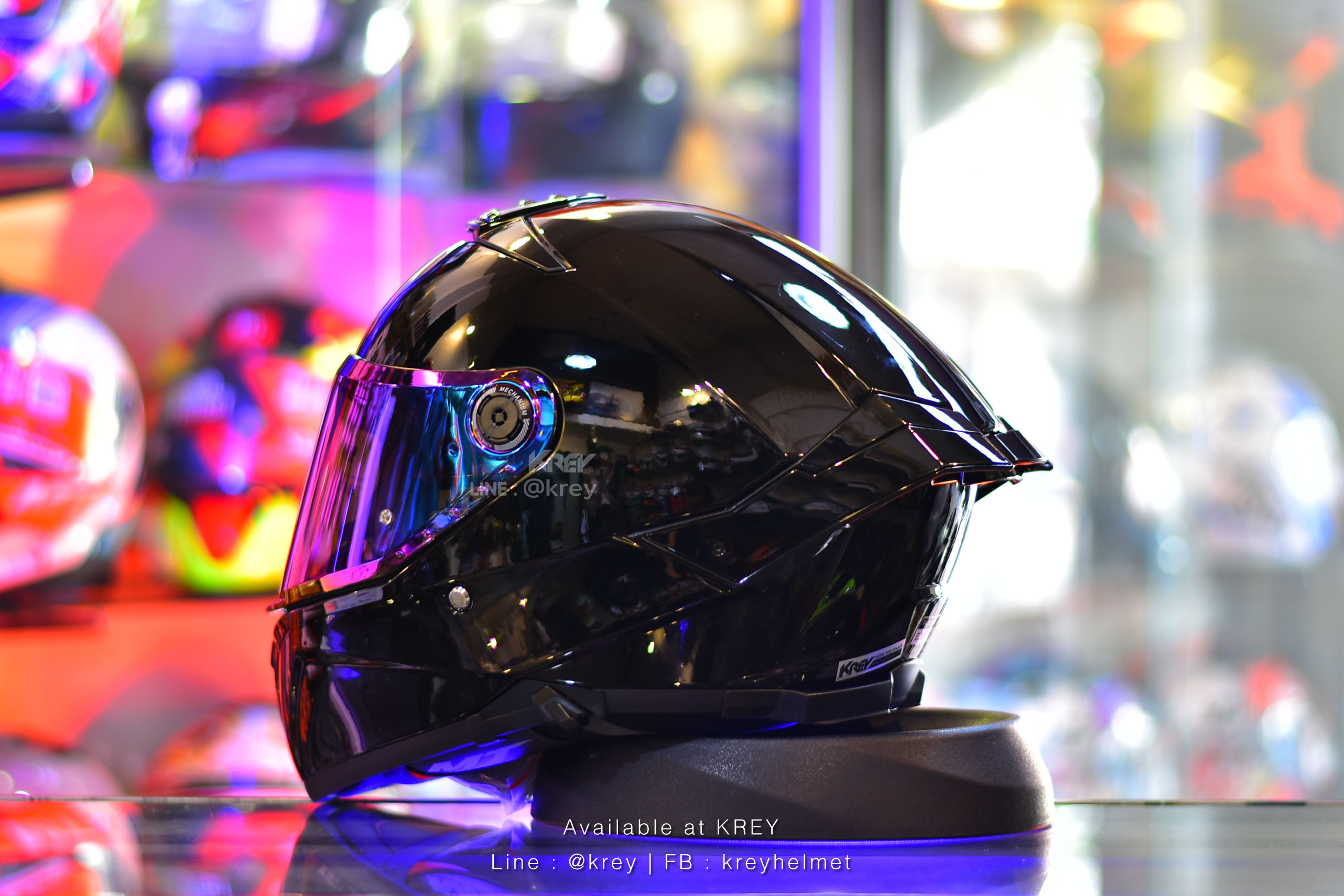 MT model THUNDER 4 SV PURE GLOSS BLACK