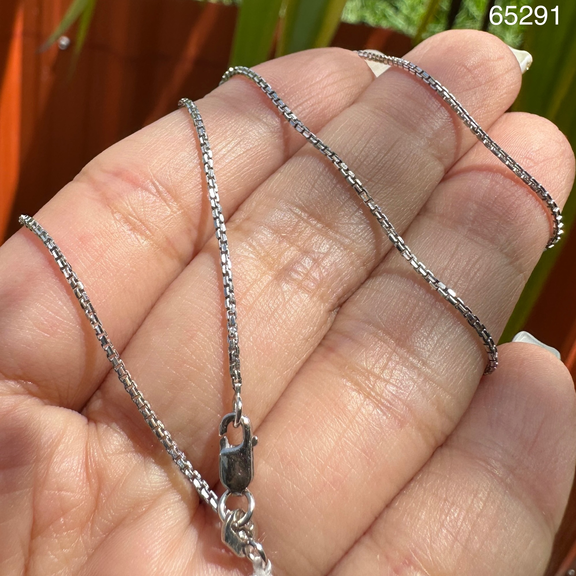 รหัส 65291 สร้อยคอ อิตาลี750 ทอง18Kขาว ลายโซ่เหลี่ยม รอบเส้น ความยาว 16 นิ้ว นน. 3.27 g