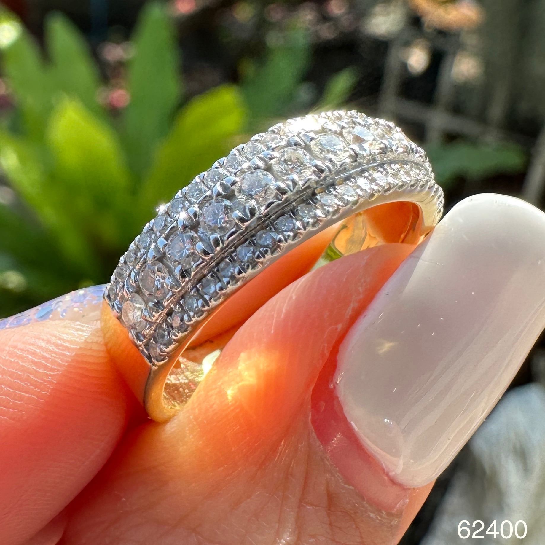 รหัส 62400 แหวน เพชร 3 แถว เพชร 56 เม็ด 0.65 กะรัต ทอง18K size 56 งานสวยมาก นน. 5.86 g