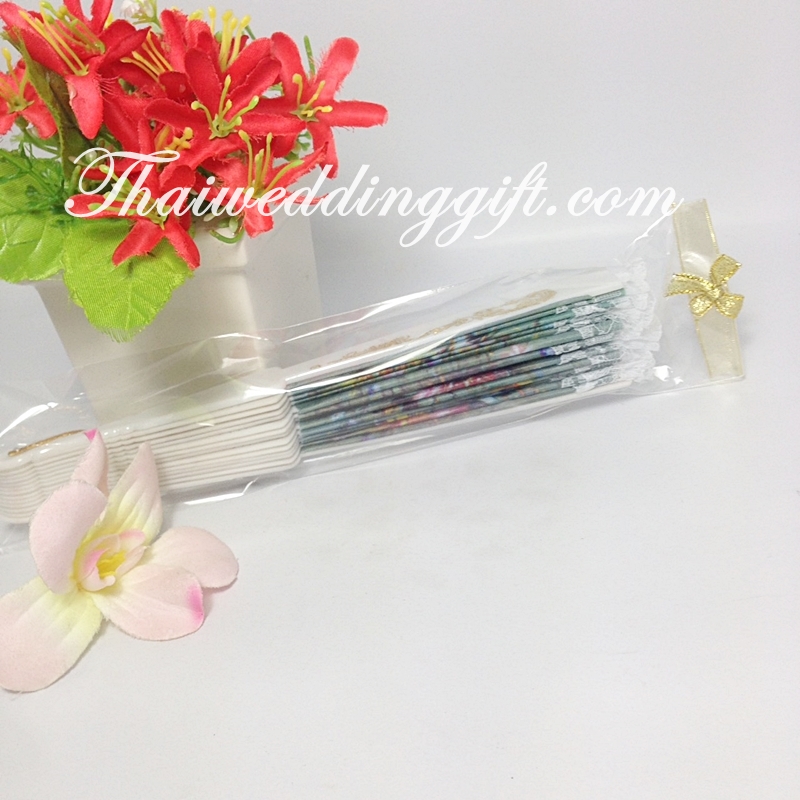 พัดหลุยส์ สเปน ของชำร่วย แพ็คถุงแก้วใส ติดโบว์
