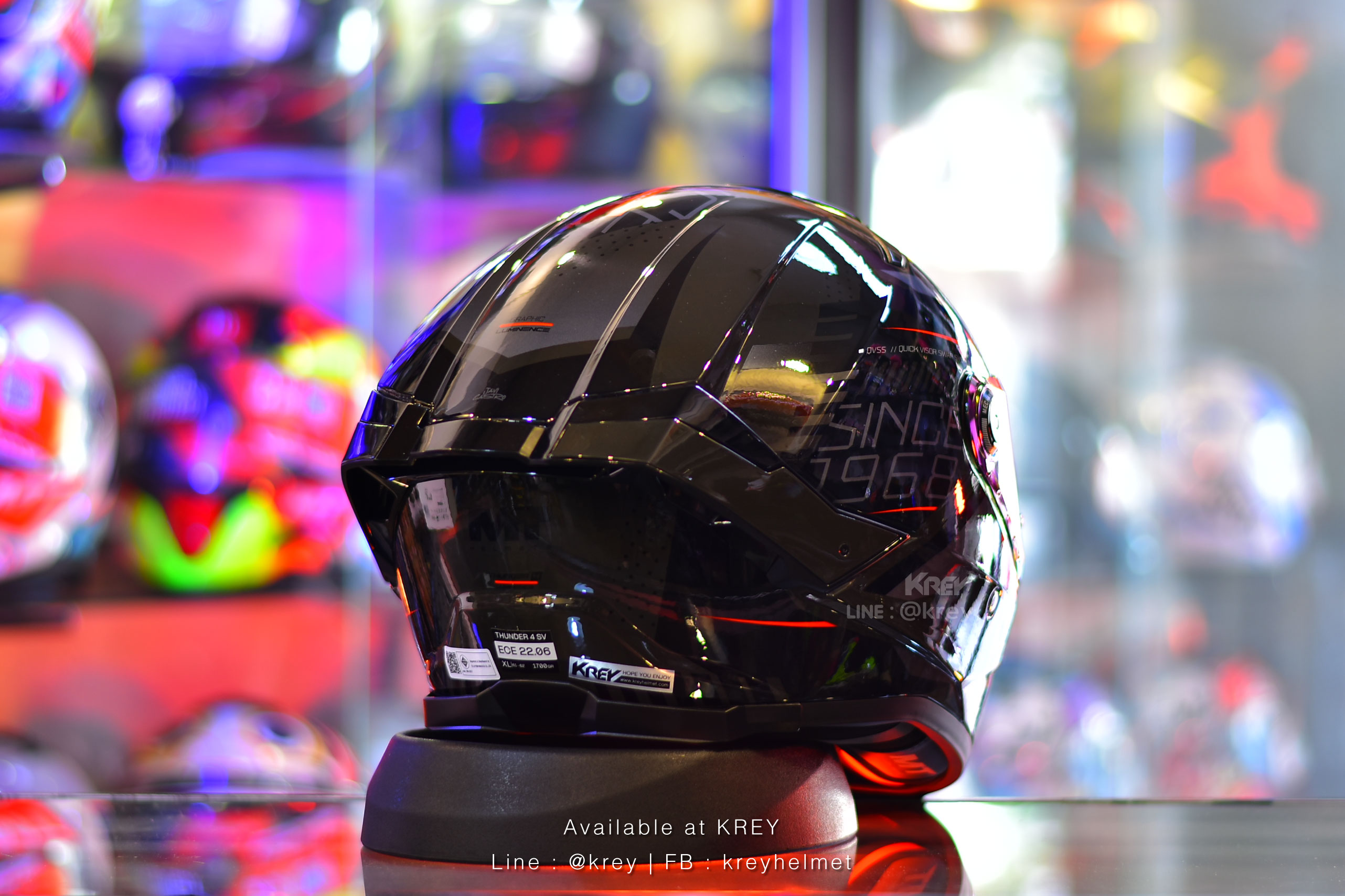 MT model THUNDER 4 SV LUMINENCE BLACK