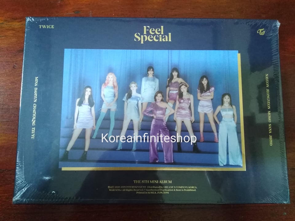 ( พร้อมส่ง ) TWICE 8th Mini Album Feel Special ( B ver ) + Poster