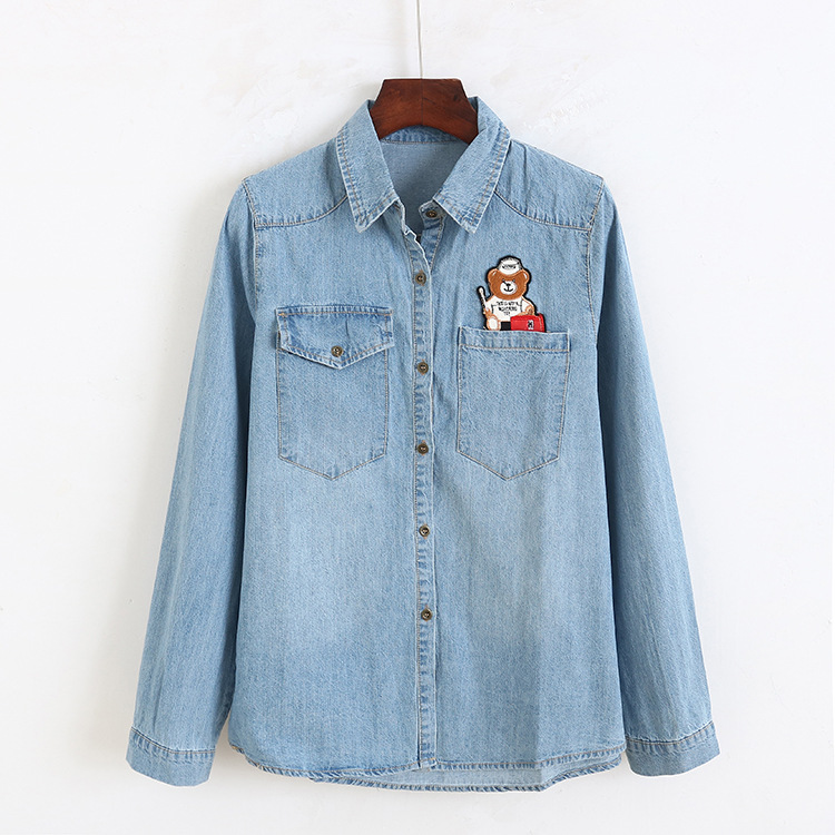 P56604 เสื้อเชิ้ตยีนส์แขนยาว กระดุมหน้า แต่งงานปัก สีฟ้า