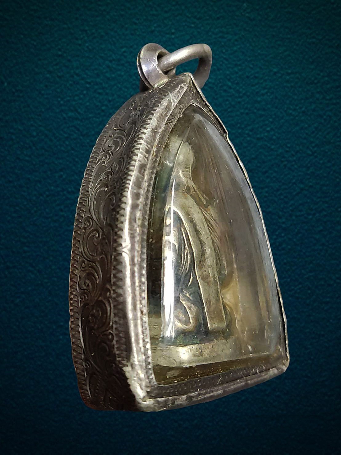 รูปเหมือนปั๊มหลวงพ่อเดิม วัดหนองโพ ปี2482 พิมพ์ A เนื้ออัลปาก้า