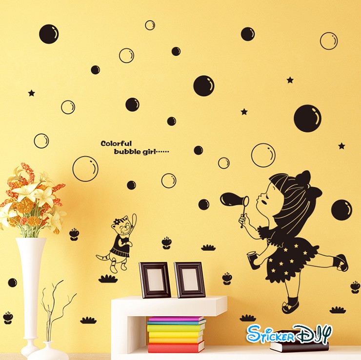 Transparent wall sticker สติ๊กเกอร์ติดผนัง Colorful Bubble girl (กว้าง126cm.xสูง83cm.)