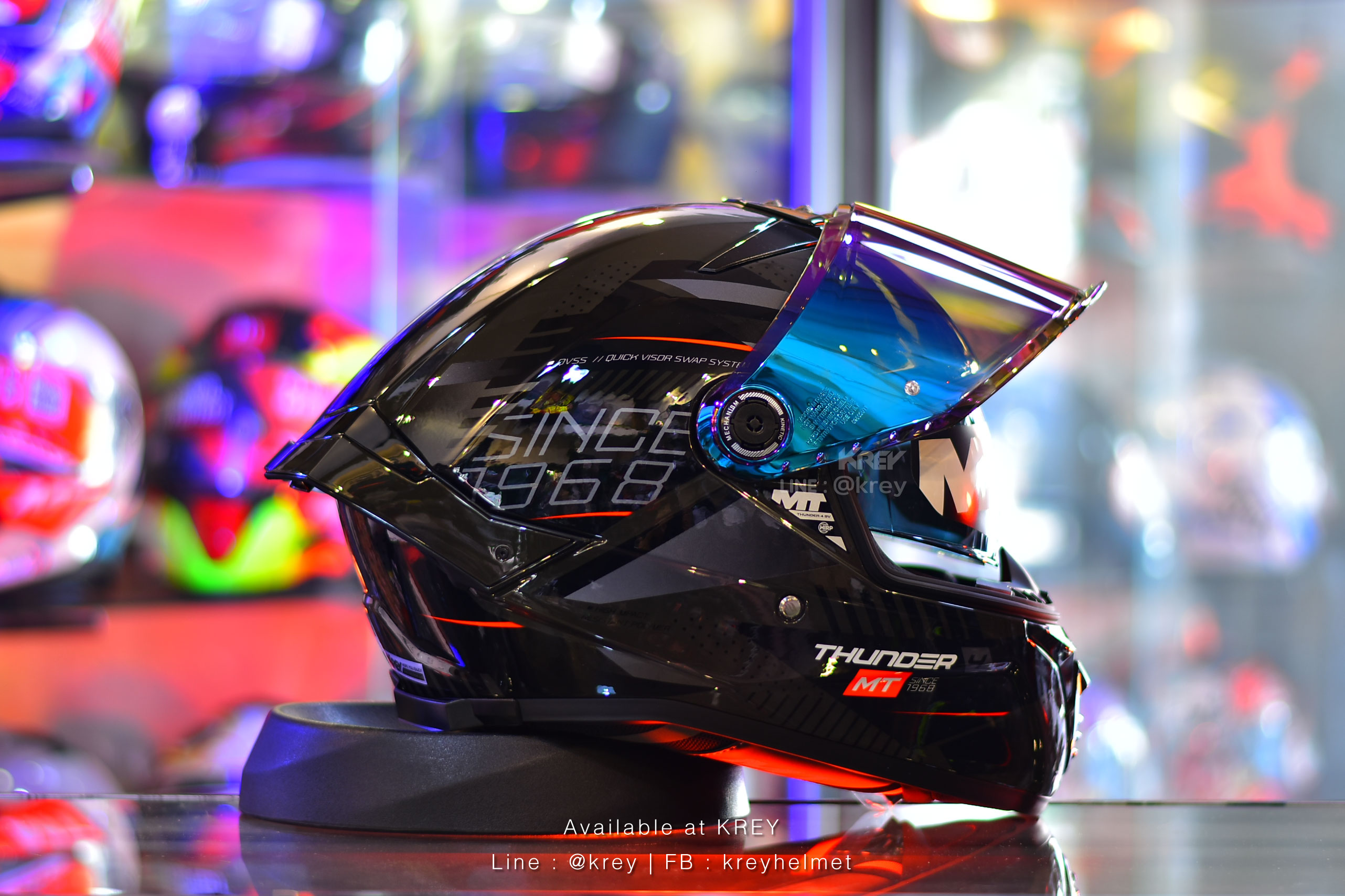 MT model THUNDER 4 SV LUMINENCE BLACK