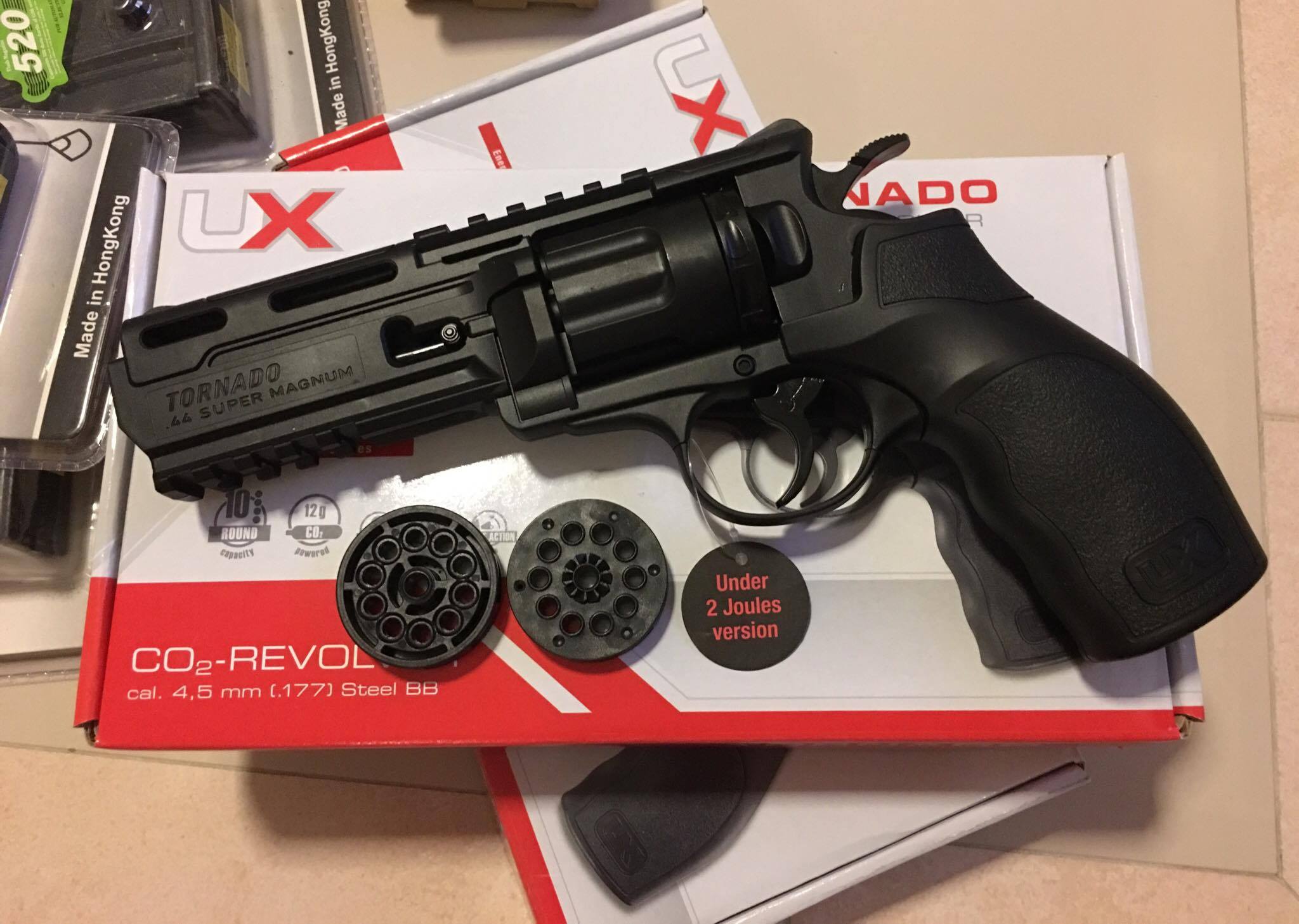 Tornado Ux CO2 revolver Umarex