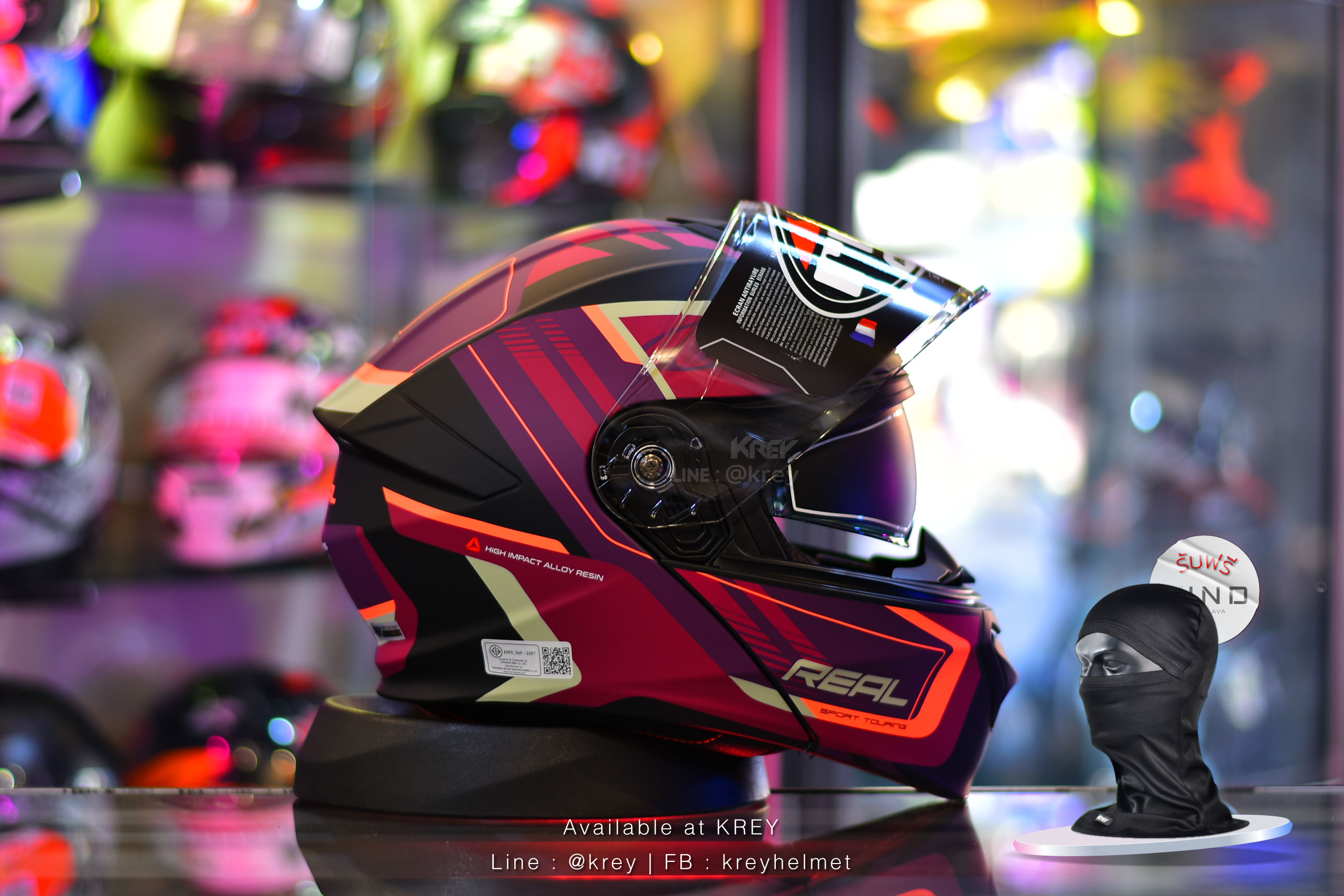 Real model Atlas Stratus Matt Black Burgundy