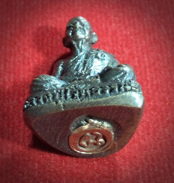 รูปหล่อหลวงพ่อโจ้น วัดโคกสว่าง จ.เพชรบูรณ์