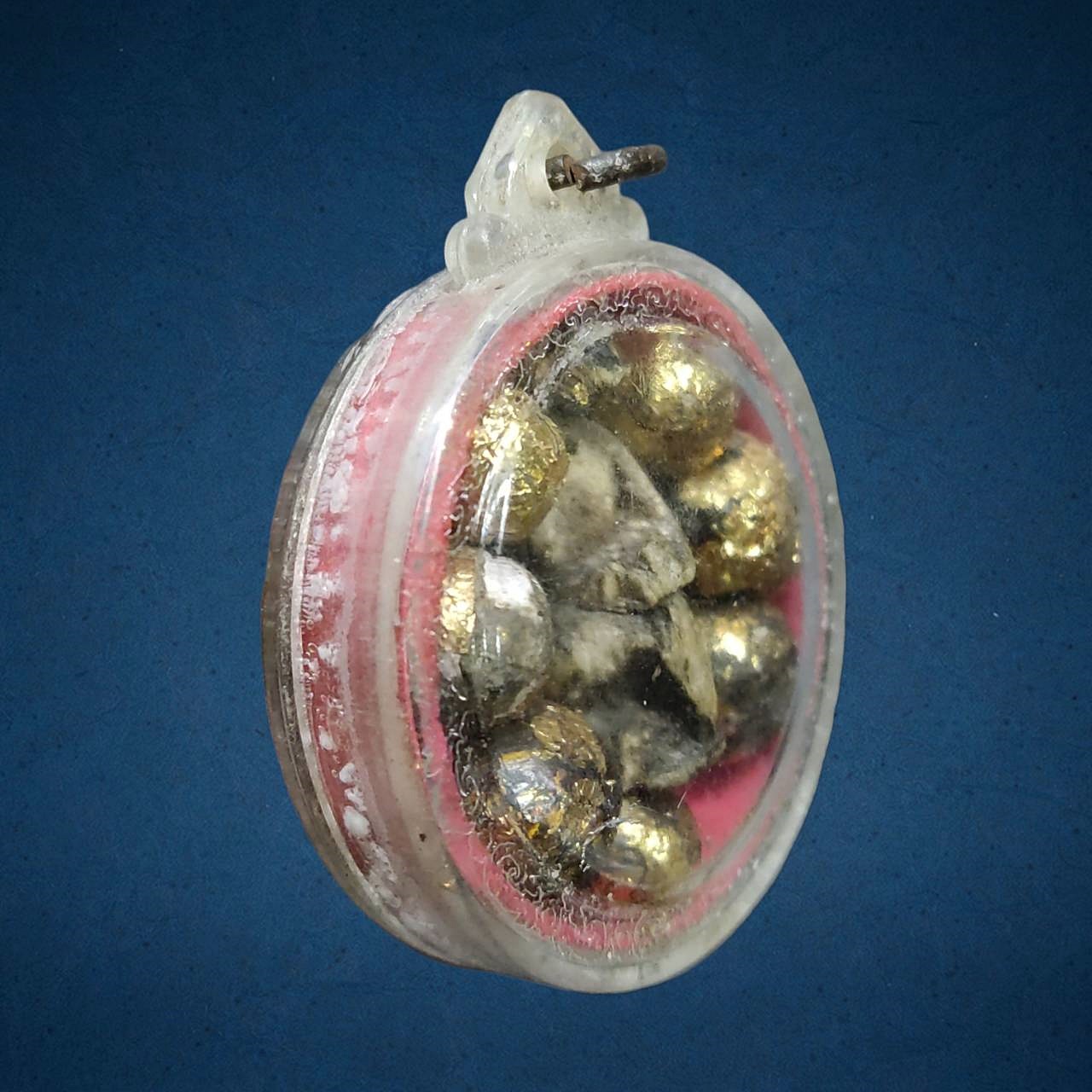 ลิง หลวงพ่อฟู วัดบางสมัคร ฉะเชิงเทรา แกะจากรากไม้พุทซ้อนตามตำราหลวงพ่อดิ่งวัดบางวัว พร้อมลูกอม 7เม็ด