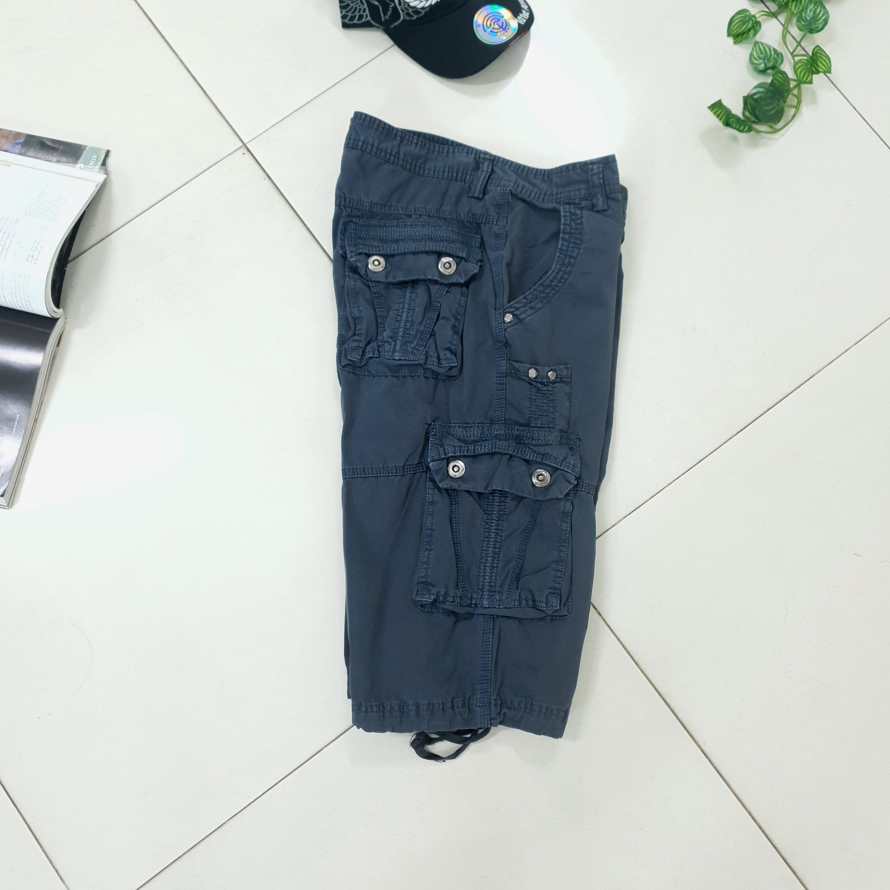 กางเกงคาร์โก้ขาสั้น กระเป๋าเยอะทรงสวย มีไซร์ เหมาะสำหรับวันสบายๆ ใส่ได้ทั้งผู้ชาย ผู้หญิง